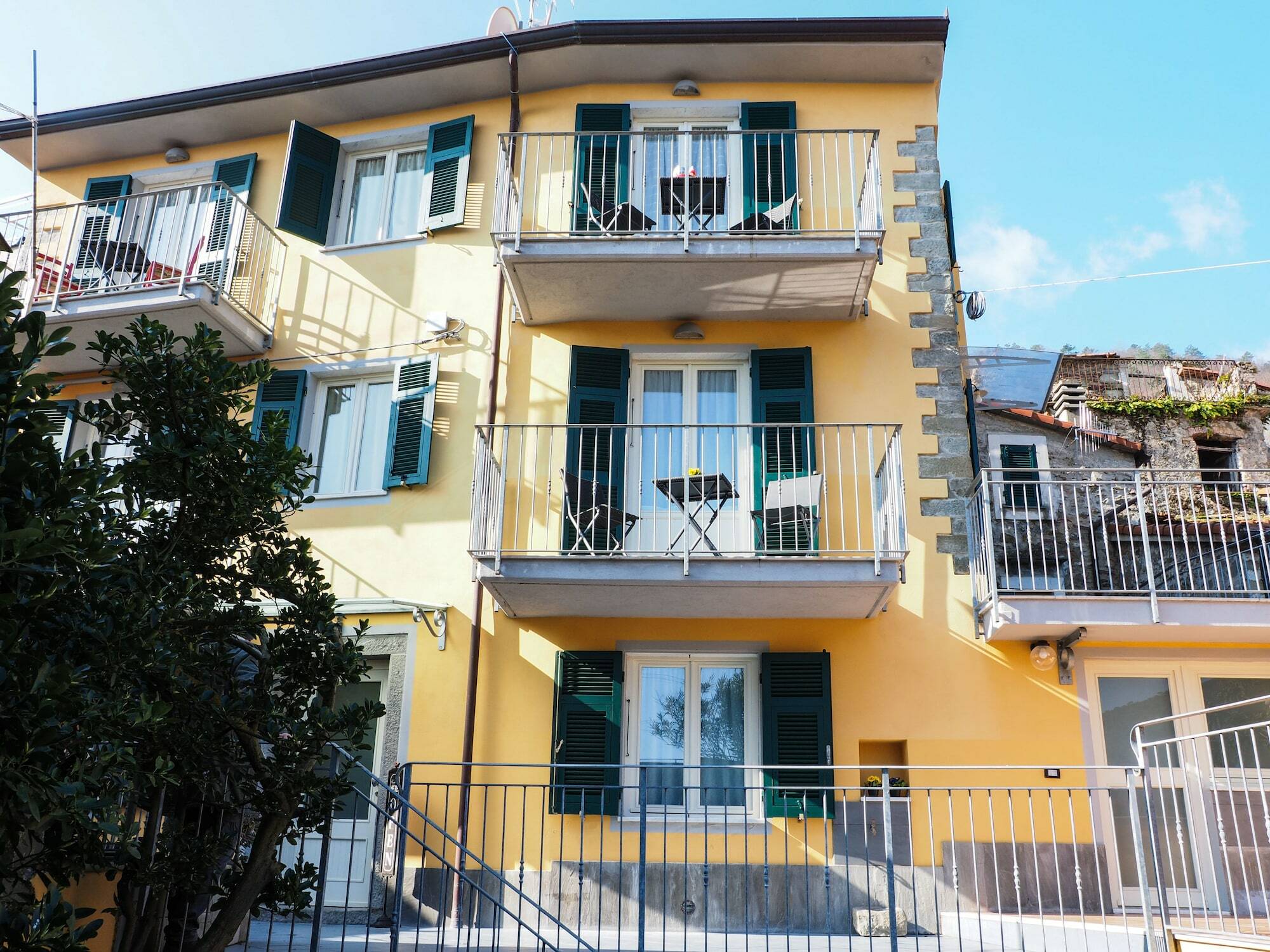 Pietra Di Mare Hotel Biassa Exterior photo